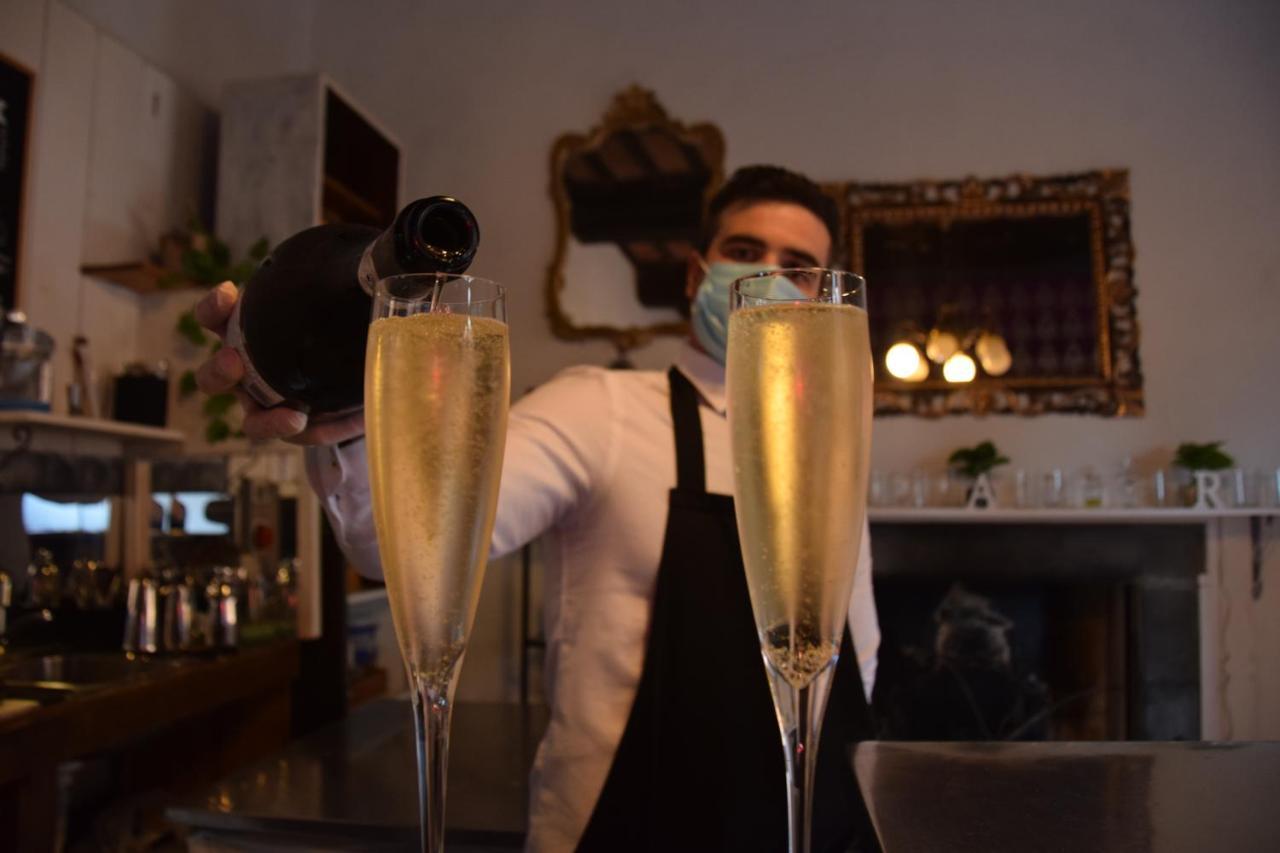 B&B Osteria Del Vicario เชร์ตาลโด ภายนอก รูปภาพ