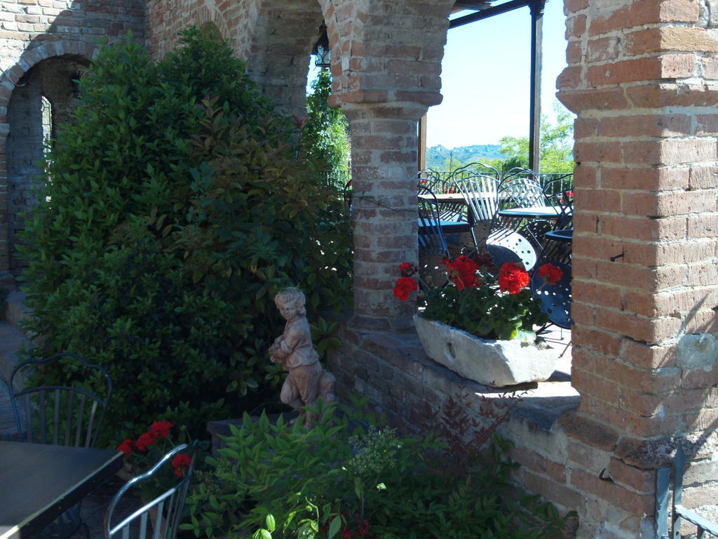 B&B Osteria Del Vicario เชร์ตาลโด ภายนอก รูปภาพ